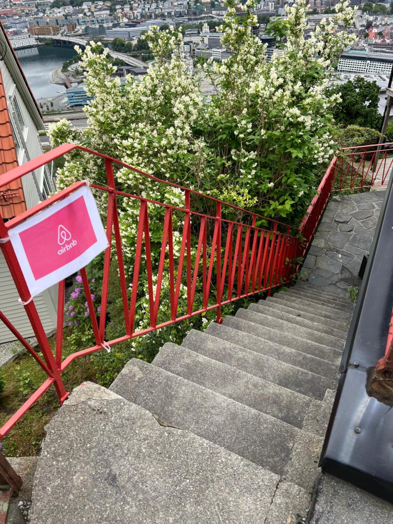 Fin Leilighet Med Parkering! Bergen Exterior photo